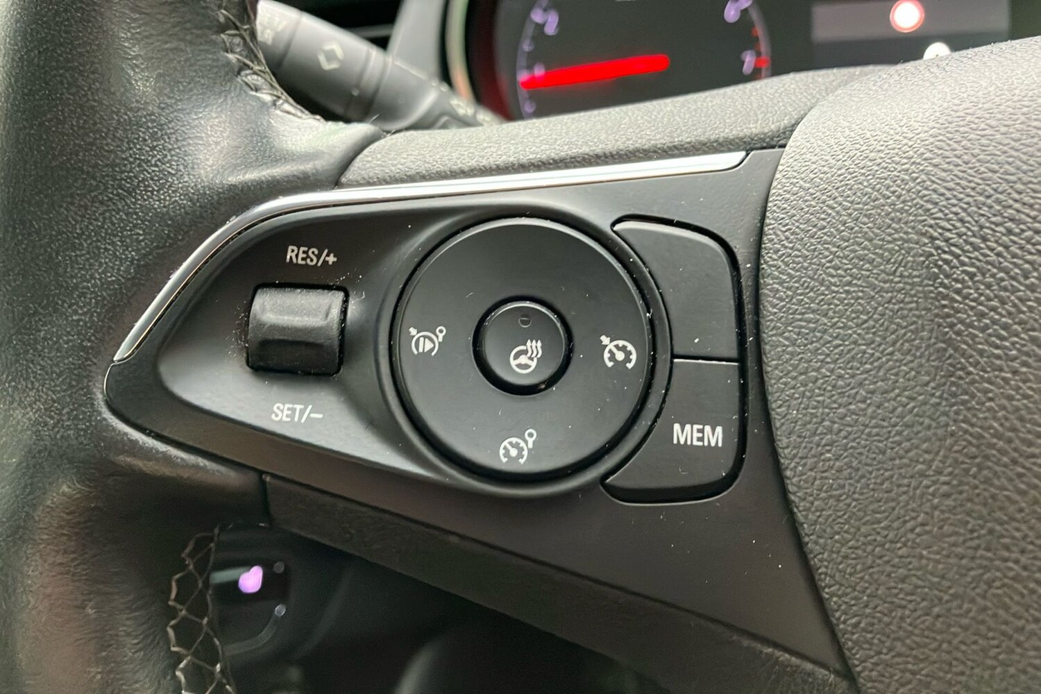 Used Vauxhall Crossland 2022 for sale - 76426099: Photo 33