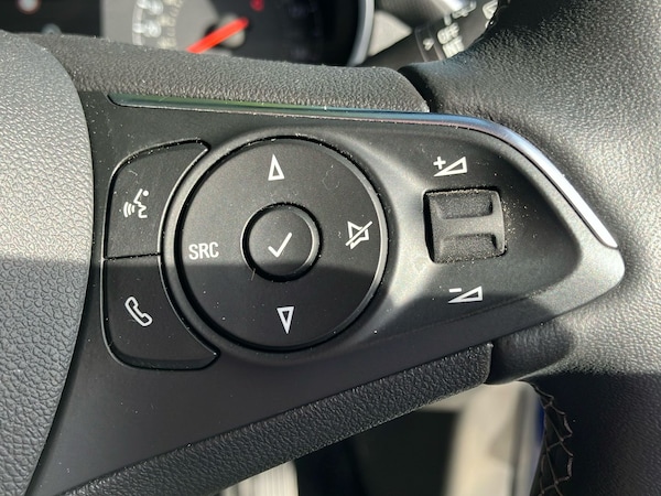 Used Vauxhall Crossland 2023 for sale - 76236532: Photo 22