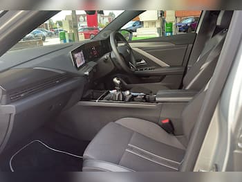 Used Vauxhall Astra 2023 for sale - 79551441: Photo