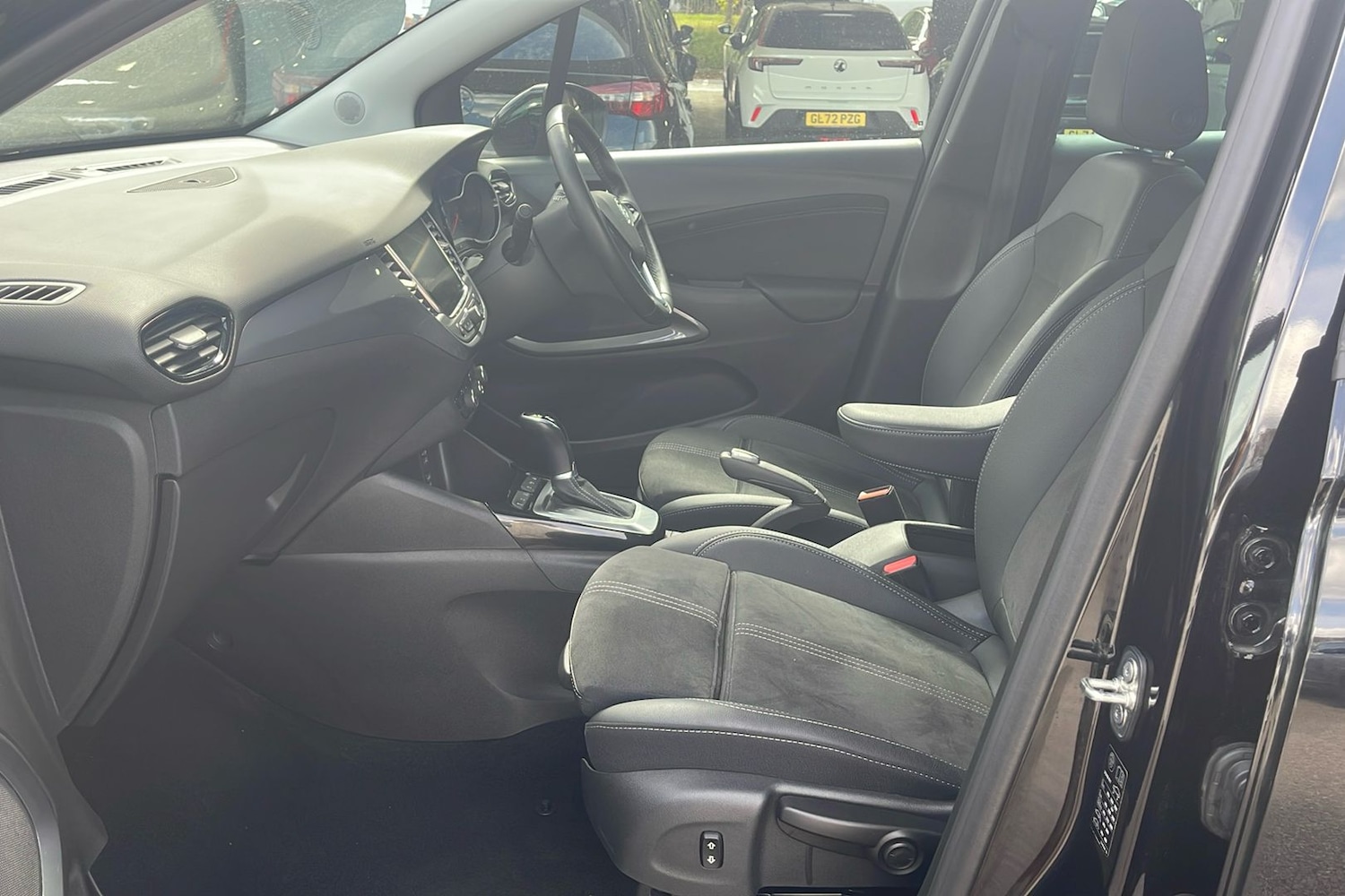 Used Vauxhall Crossland 2024 for sale - 77219869: Photo 39