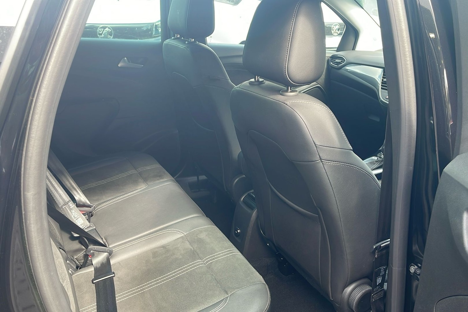 Used Vauxhall Crossland 2024 for sale - 77219869: Photo 41