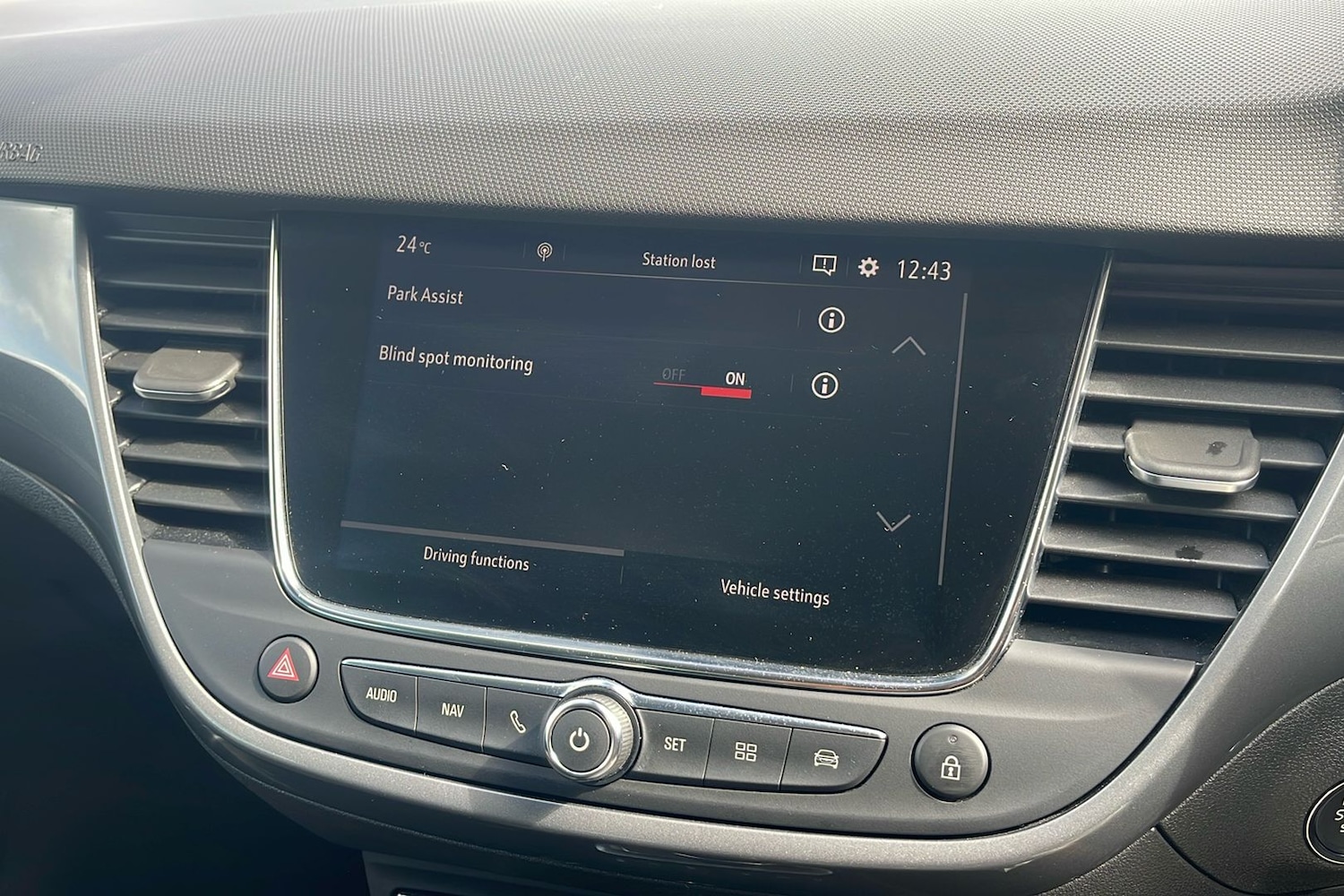 Used Vauxhall Crossland 2024 for sale - 77219869: Photo 47