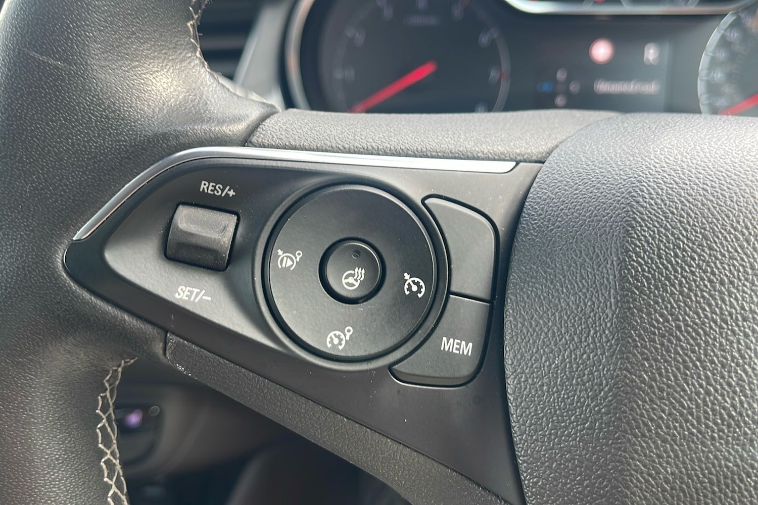 Used Vauxhall Crossland 2024 for sale - 77219869: Photo 48