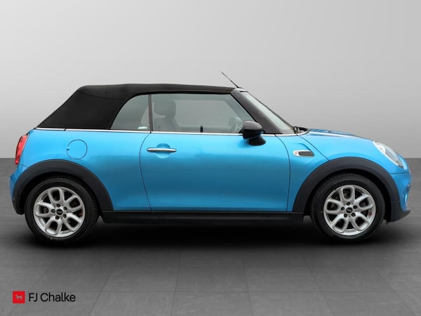 Used MINI Convertible 2016 for sale - 76284110: Photo 2