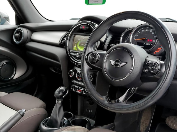 Used MINI Convertible 2016 for sale - 76284110: Photo 6
