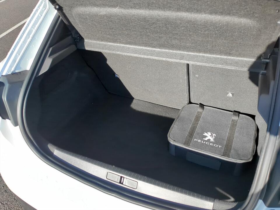 Used Peugeot 208 2020 for sale - 77202523: Photo 11