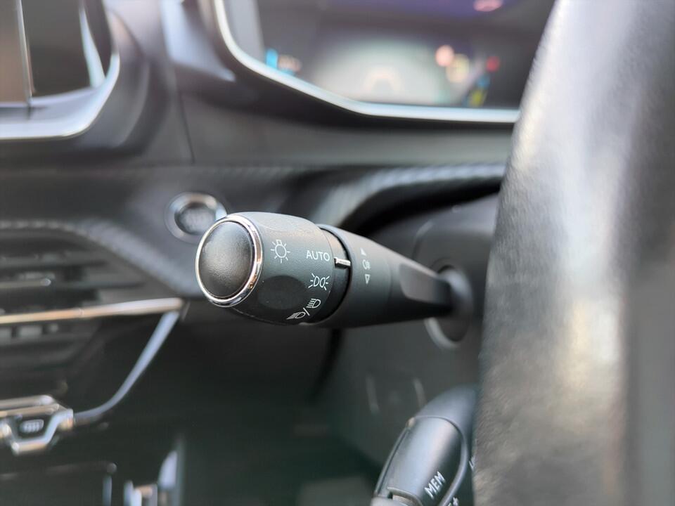 Used Peugeot 208 2020 for sale - 77202523: Photo 23