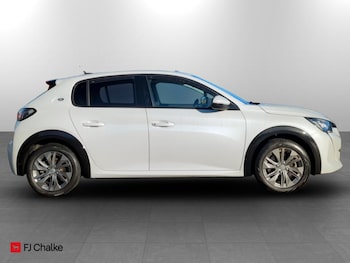 Used Peugeot 208 2020 for sale - 77202523: Photo