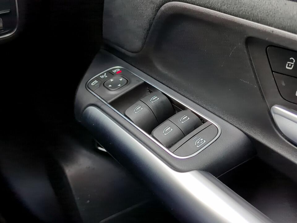 Used Mercedes-Benz GLA 2022 for sale - 76801871: Photo 25