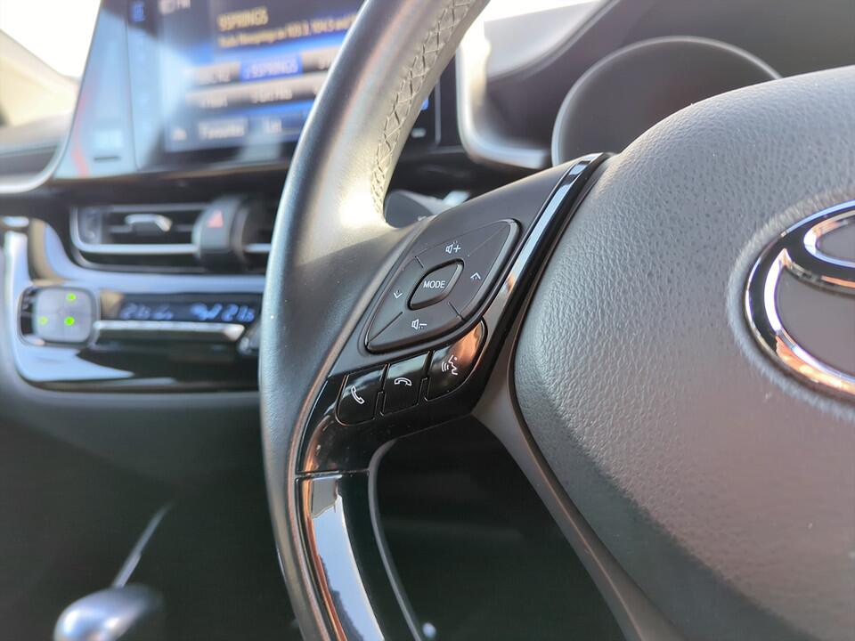 Used Toyota C-HR for sale - 76965193: Photo 16