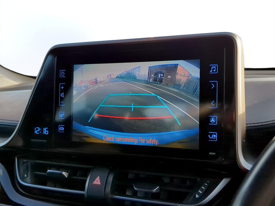 Used Toyota C-HR for sale - 76965193: Photo 19