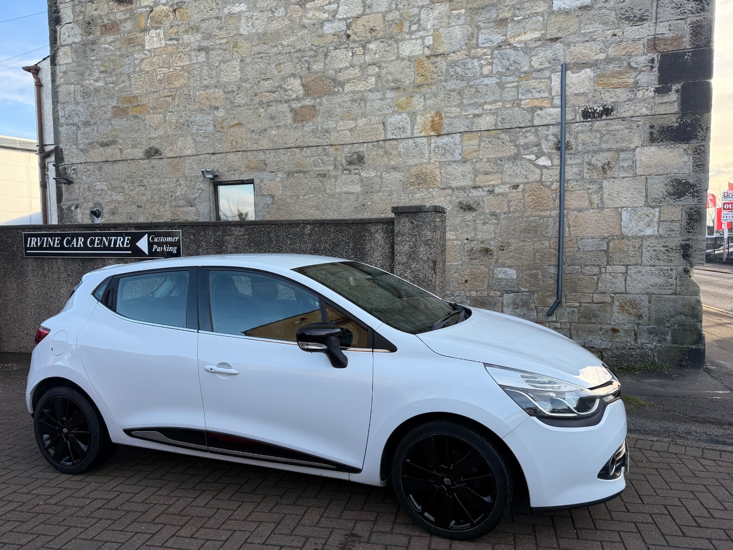 Used Renault Clio 2015 for sale - 77245536: Photo 12