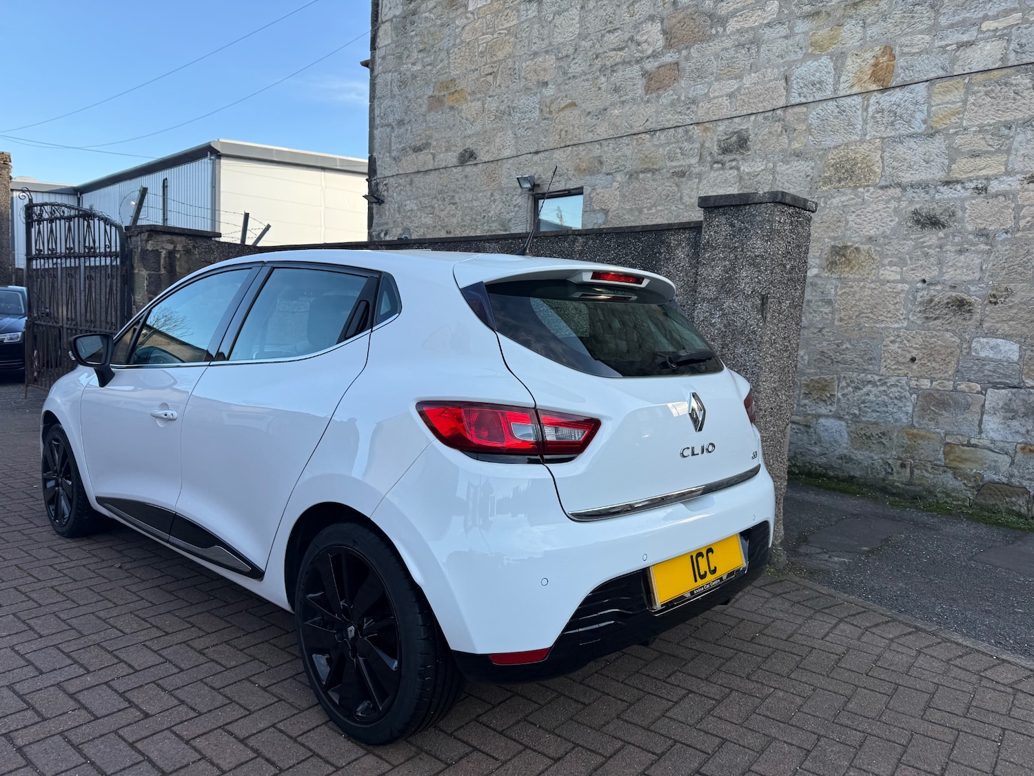 Used Renault Clio 2015 for sale - 77245536: Photo 14