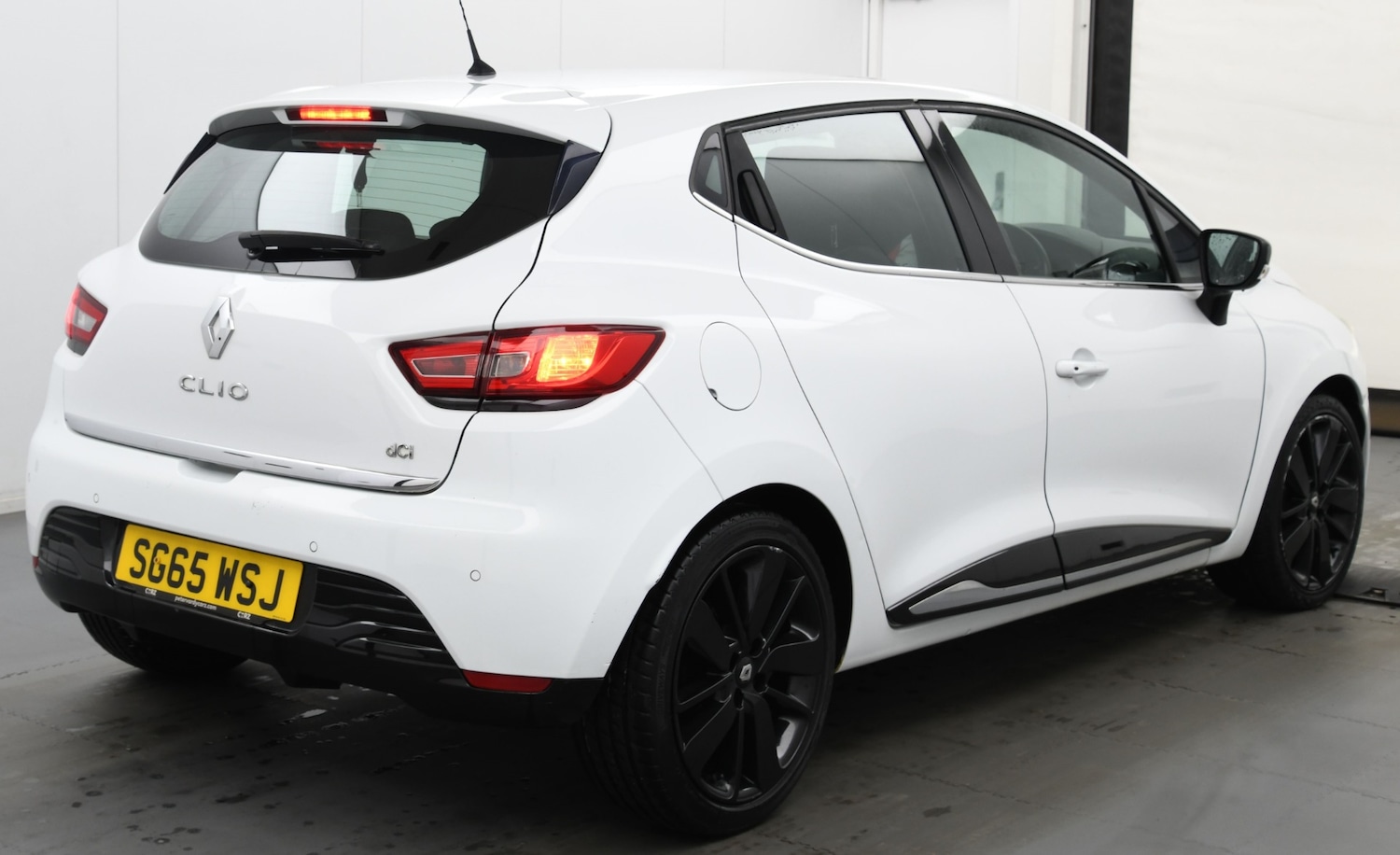 Used Renault Clio 2015 for sale - 77245536: Photo 4