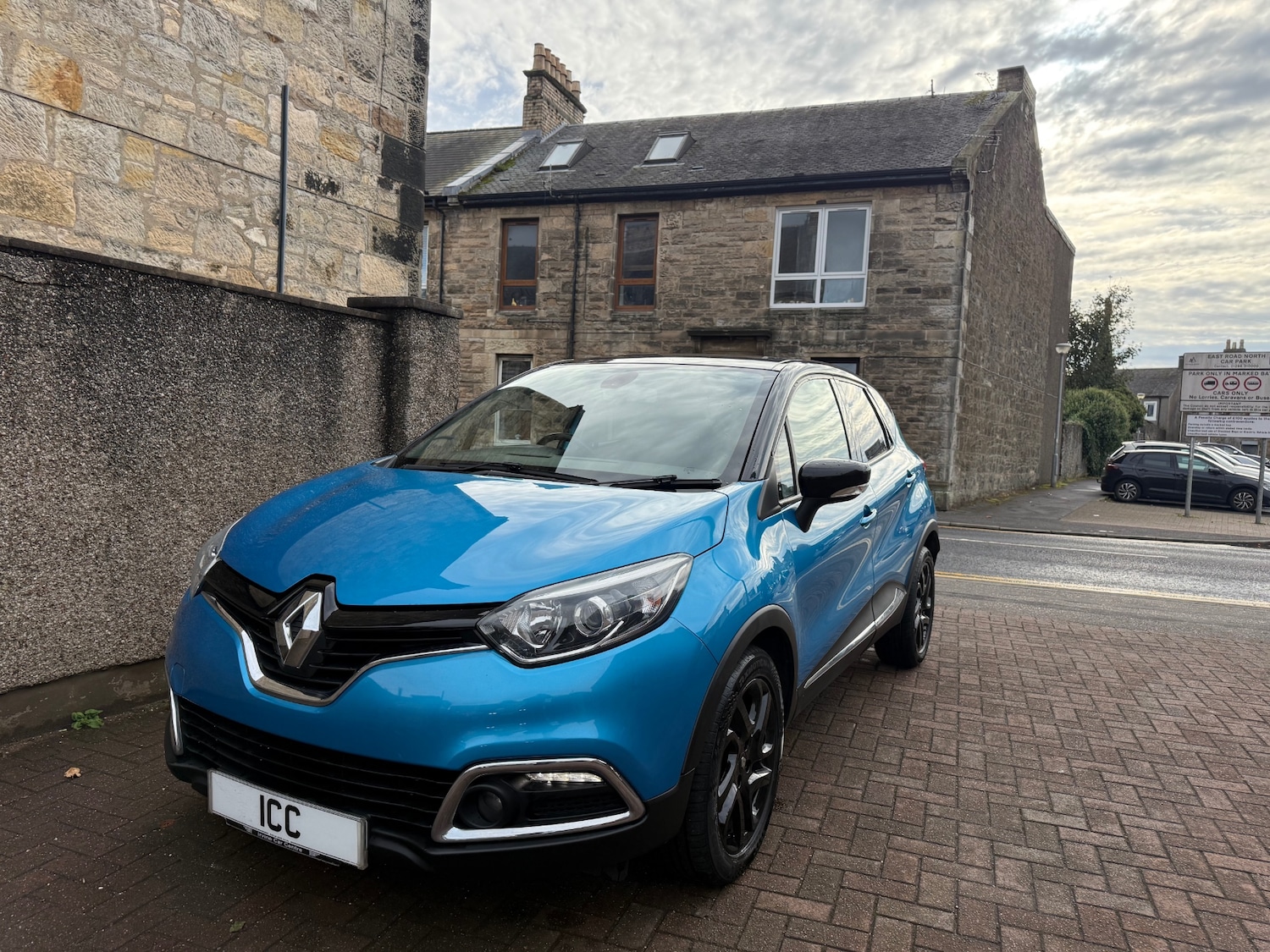 Used Renault Captur 2016 for sale - 76047175: Photo 3