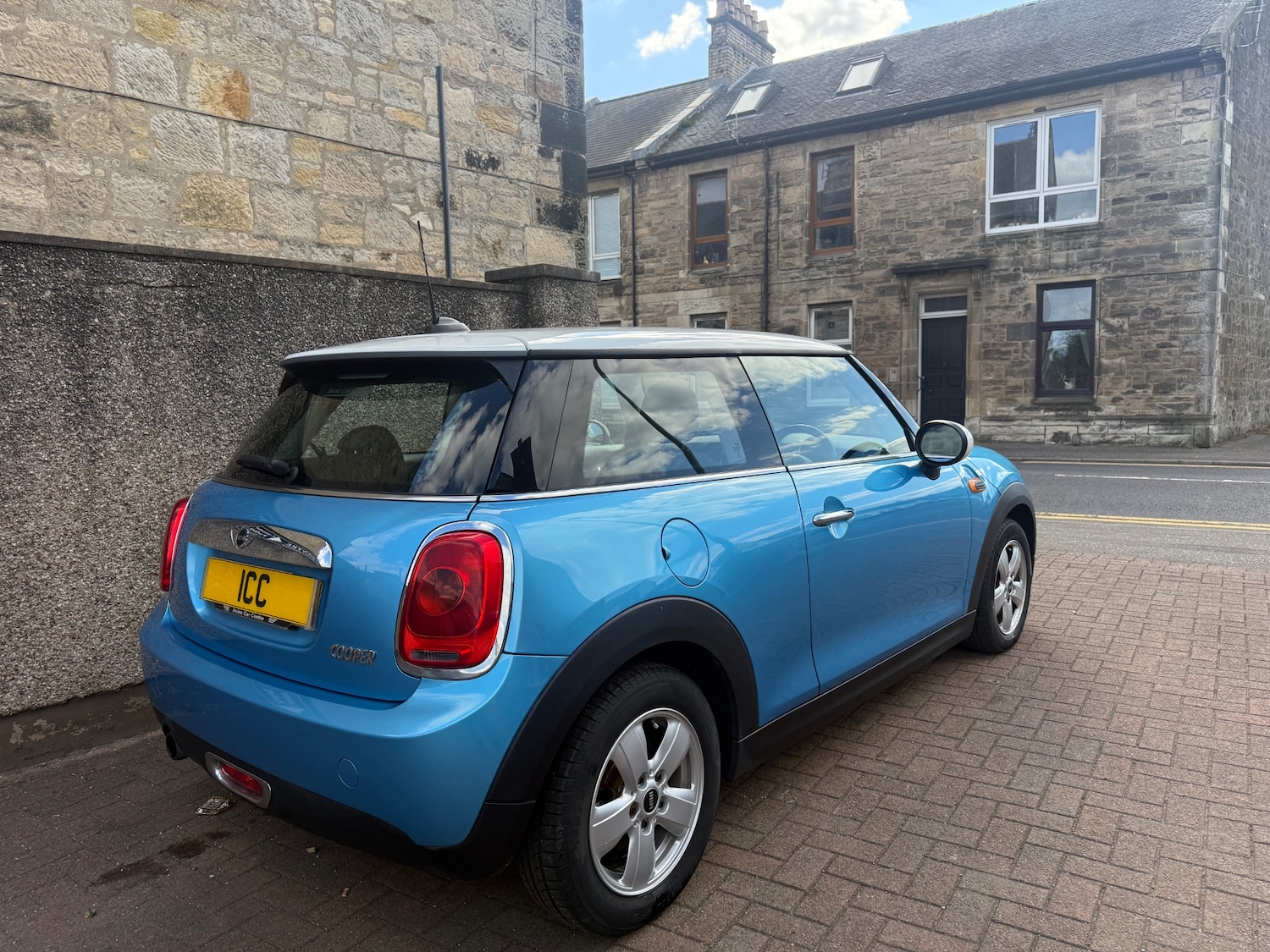 Used MINI Hatch 2015 for sale - 76855310: Photo 3