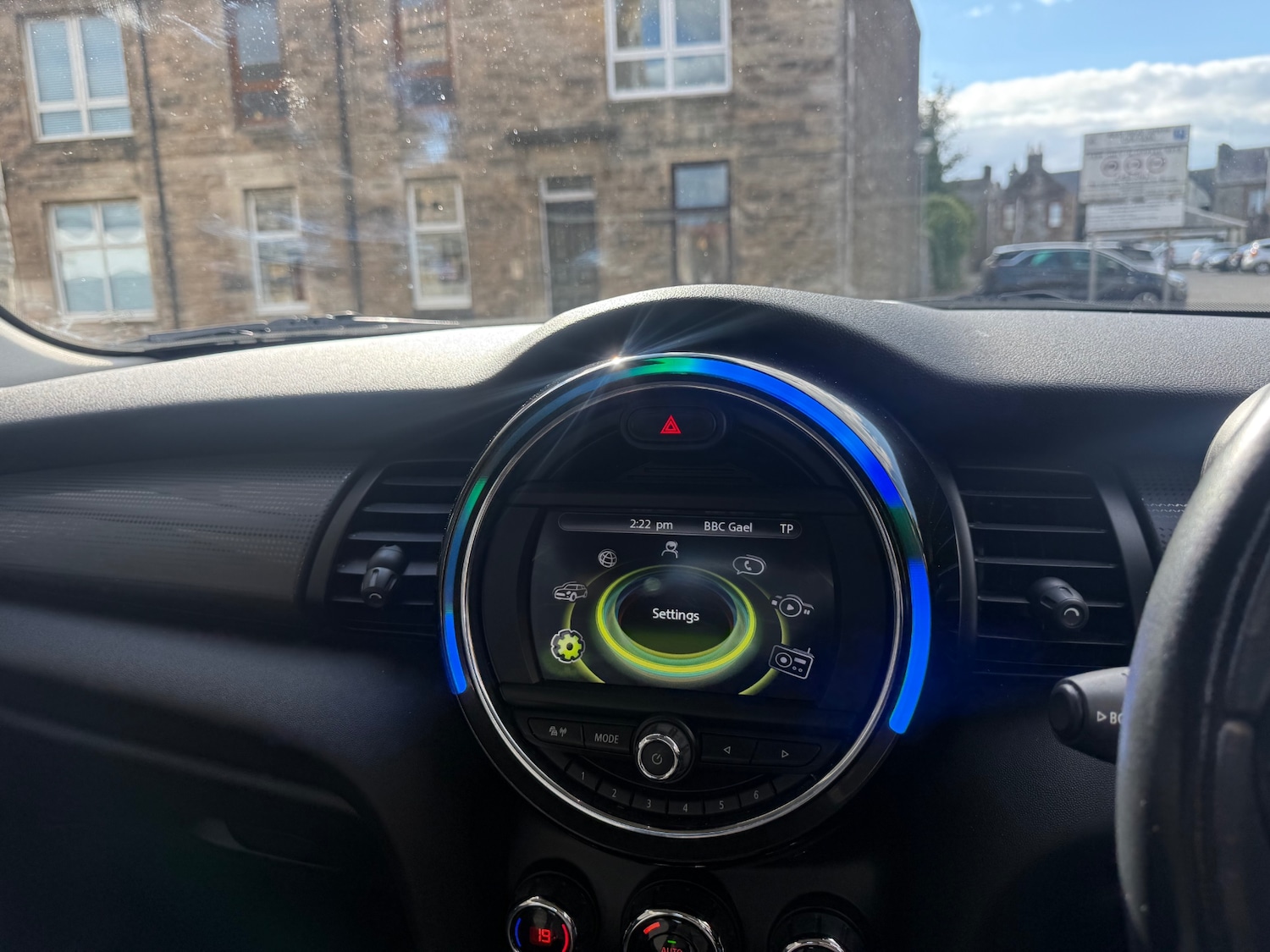 Used MINI Hatch 2015 for sale - 76855310: Photo 5