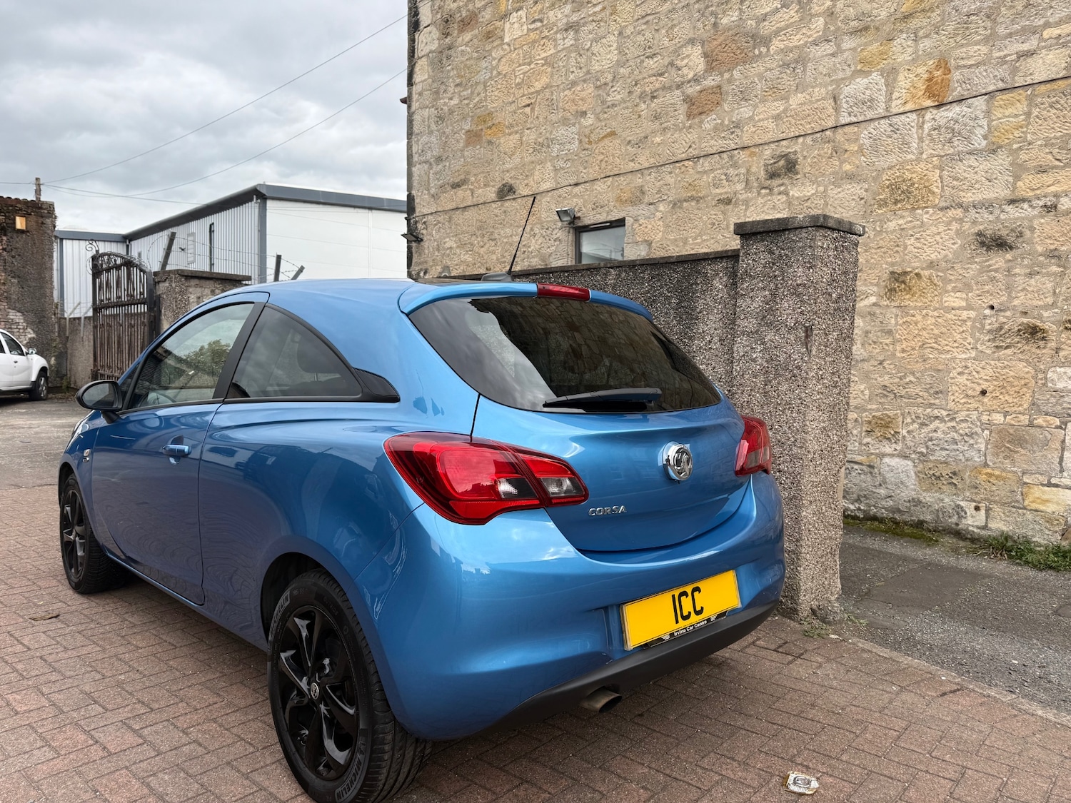Used Vauxhall Corsa 2019 for sale - 75974909: Photo 2