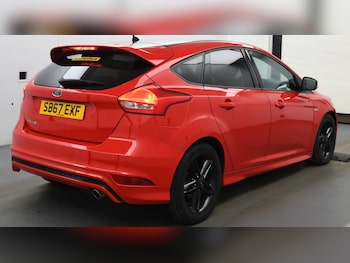 Used Ford Focus 2017 for sale - 77963647: Photo