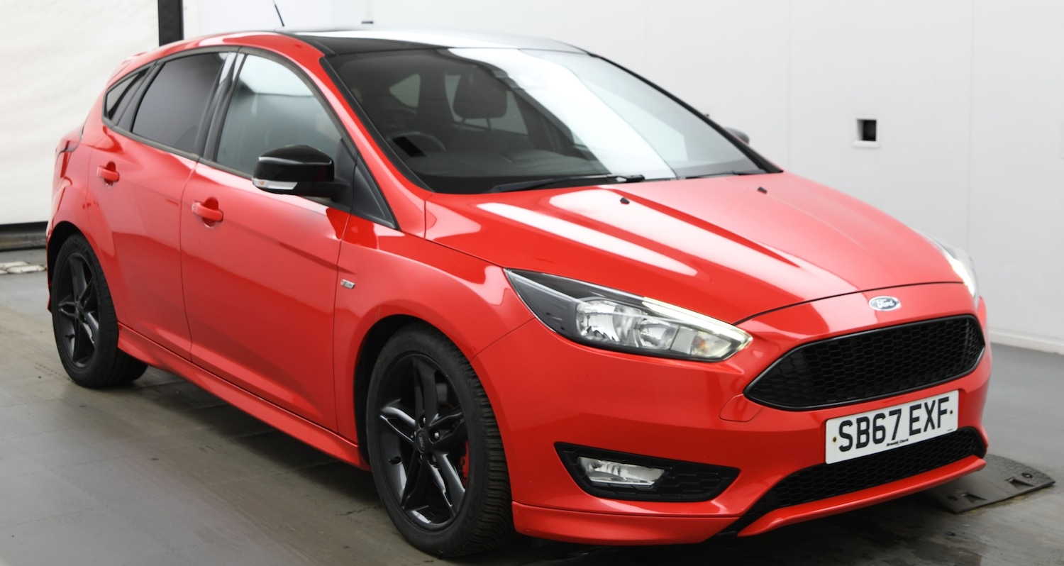 Used Ford Focus 2017 for sale - 77963647: Photo 3