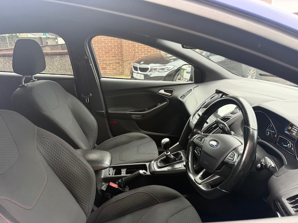 Used Ford Focus 2017 for sale - 76058009: Photo 12