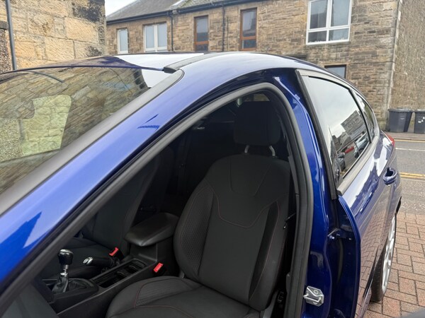Used Ford Focus 2017 for sale - 76058009: Photo 15