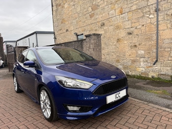 Used Ford Focus 2017 for sale - 76058009: Photo