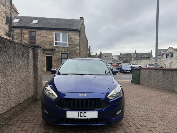 Used Ford Focus 2017 for sale - 76058009: Photo 6