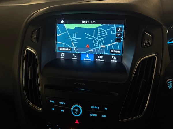 Used Ford Focus 2017 for sale - 76058009: Photo 8