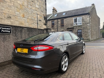 Used Ford Mondeo 2016 for sale - 76763529: Photo
