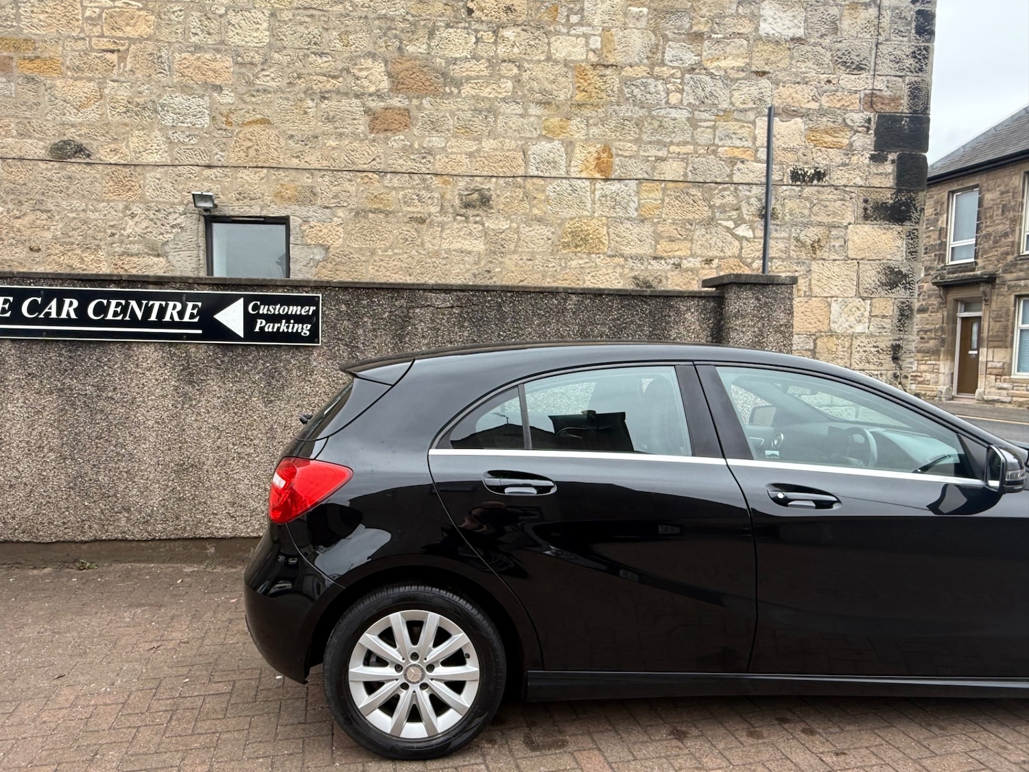 Used Mercedes-Benz A-Class 2015 for sale - 76057686: Photo 14