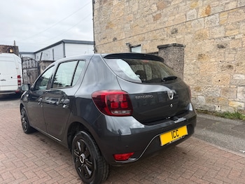 Used Dacia Sandero 2017 for sale - 79507936: Photo