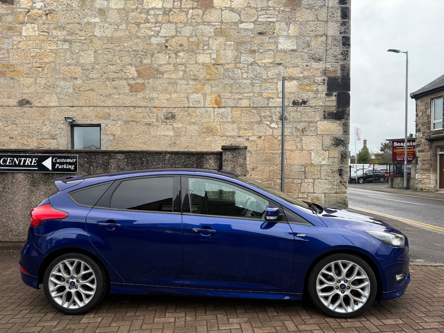 Used Ford Focus 2016 for sale - 76791651: Photo 10