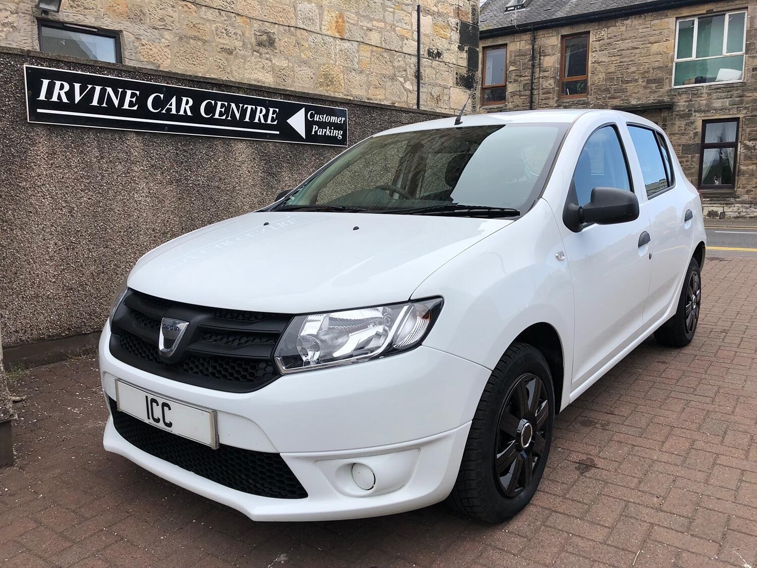 Used Dacia Sandero 2016 for sale - 77521589: Photo 3