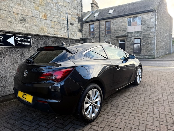 Used Vauxhall Astra GTC 2015 for sale - 73663933: Photo 2