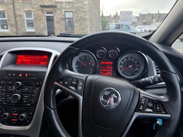 Used Vauxhall Astra GTC 2015 for sale - 73663933: Photo 7