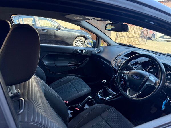 Used Ford Fiesta 2015 for sale - 74515820: Photo 21