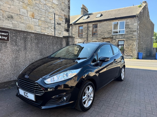 Used Ford Fiesta 2015 for sale - 74515820: Photo 5