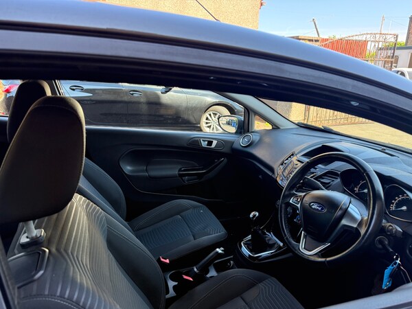 Used Ford Fiesta 2015 for sale - 74515820: Photo 7