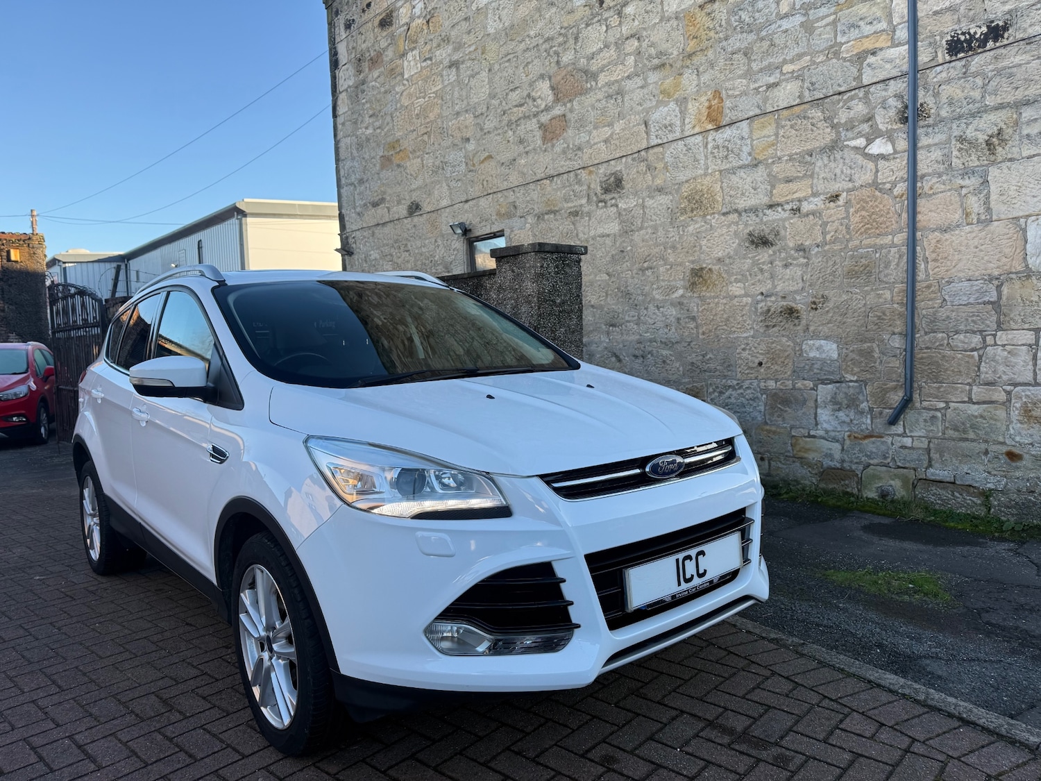 Used Ford Kuga 2016 for sale - 76686939: Photo 1