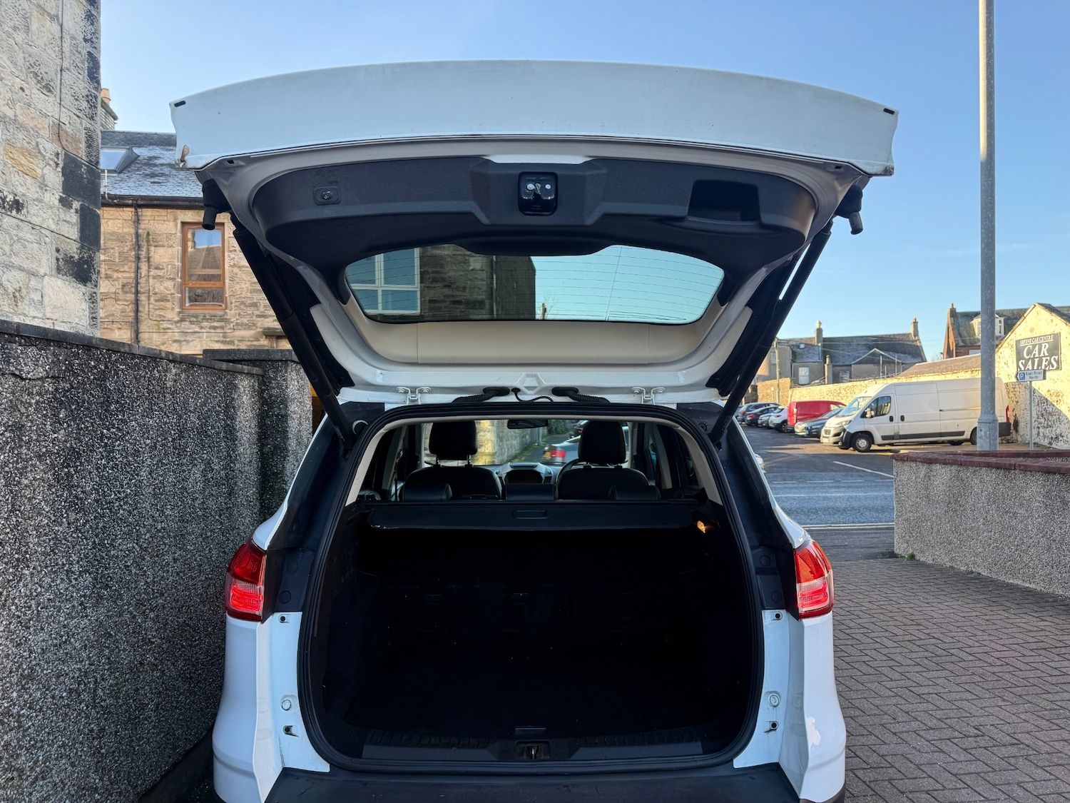 Used Ford Kuga 2016 for sale - 76686939: Photo 11