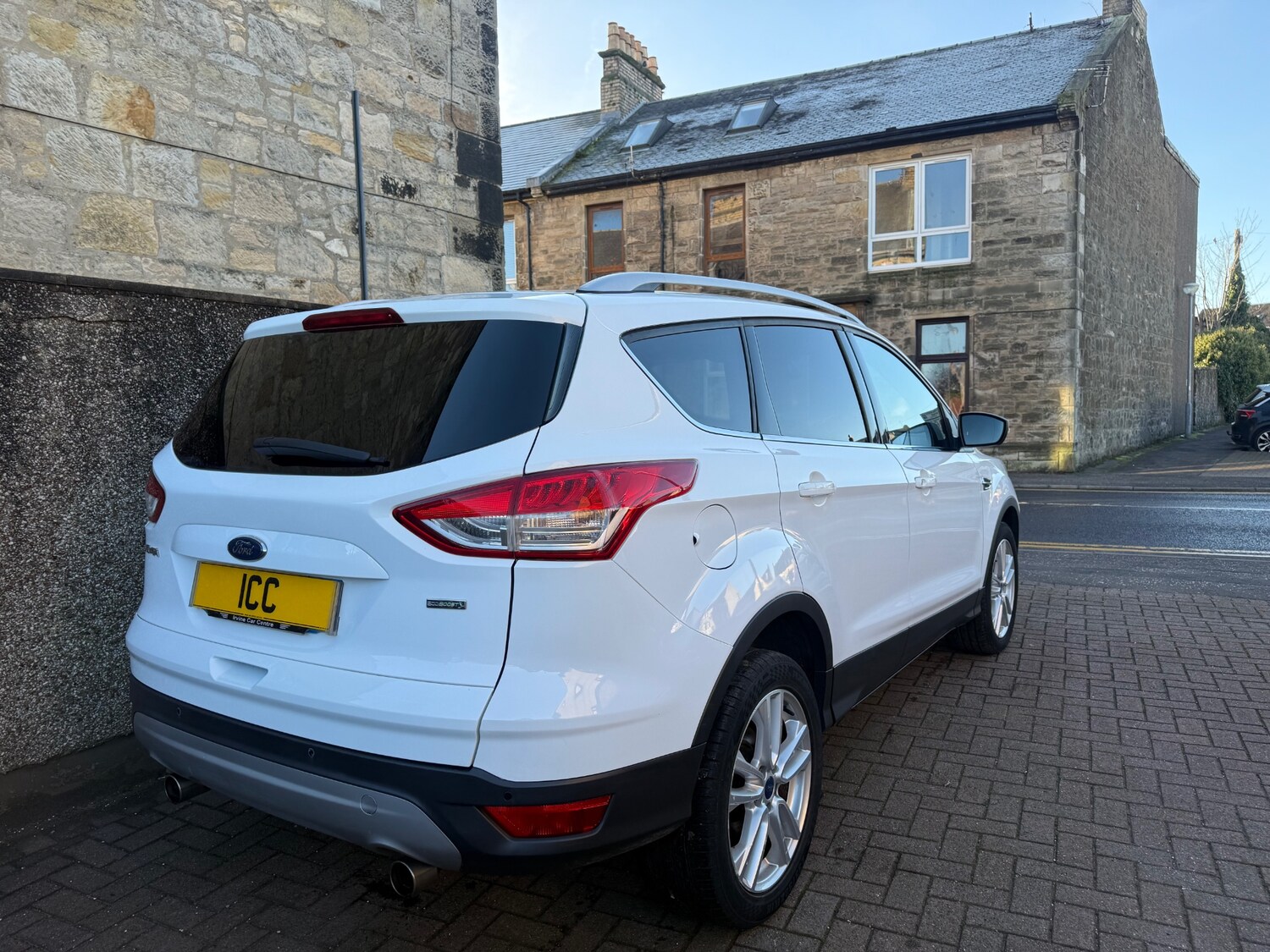 Used Ford Kuga 2016 for sale - 76686939: Photo 2