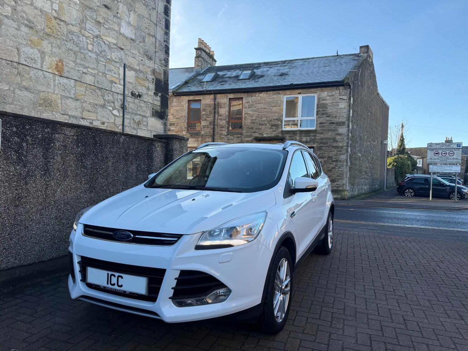 Used Ford Kuga 2016 for sale - 76686939: Photo 3