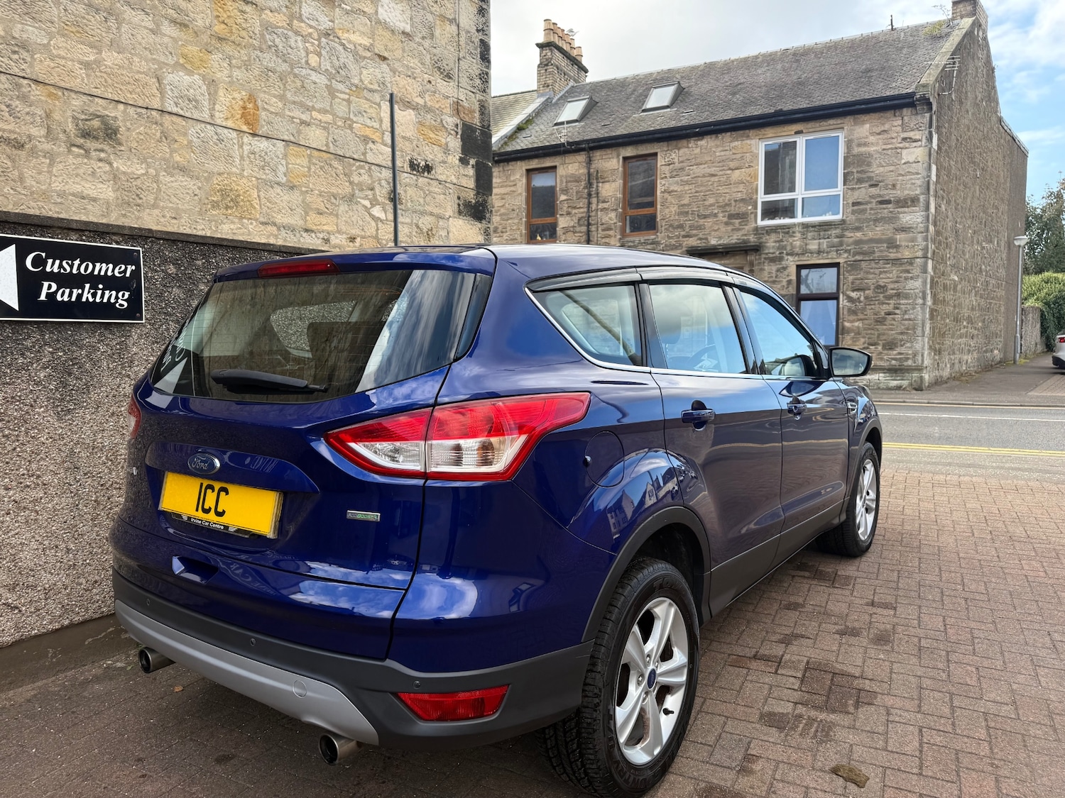 Used Ford Kuga 2016 for sale - 75982443: Photo 2