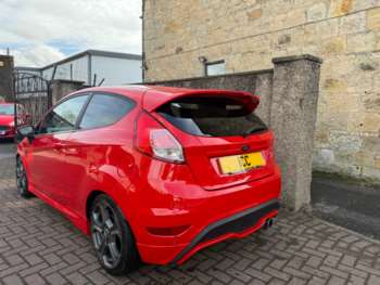Used Ford Fiesta 2014 for sale - 73911971: Photo