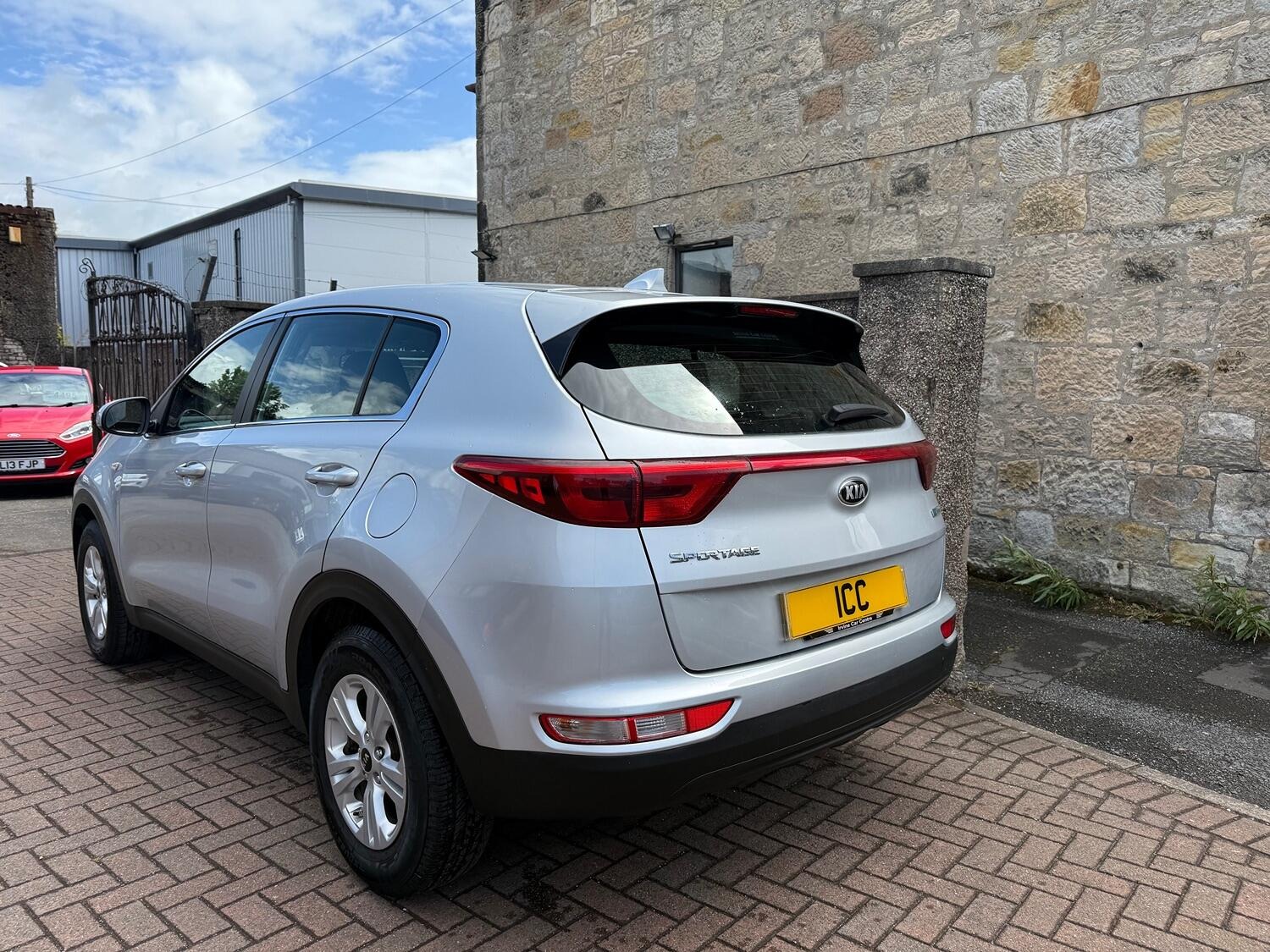 Used Kia Sportage 2018 for sale - 77258648: Photo 2