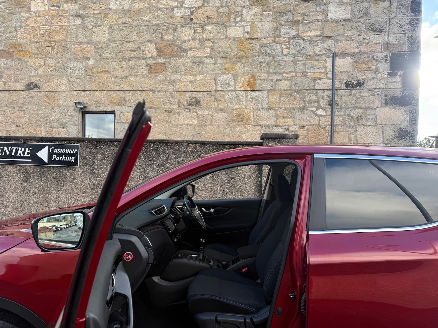 Used Nissan Qashqai 2015 for sale - 77261697: Photo 15