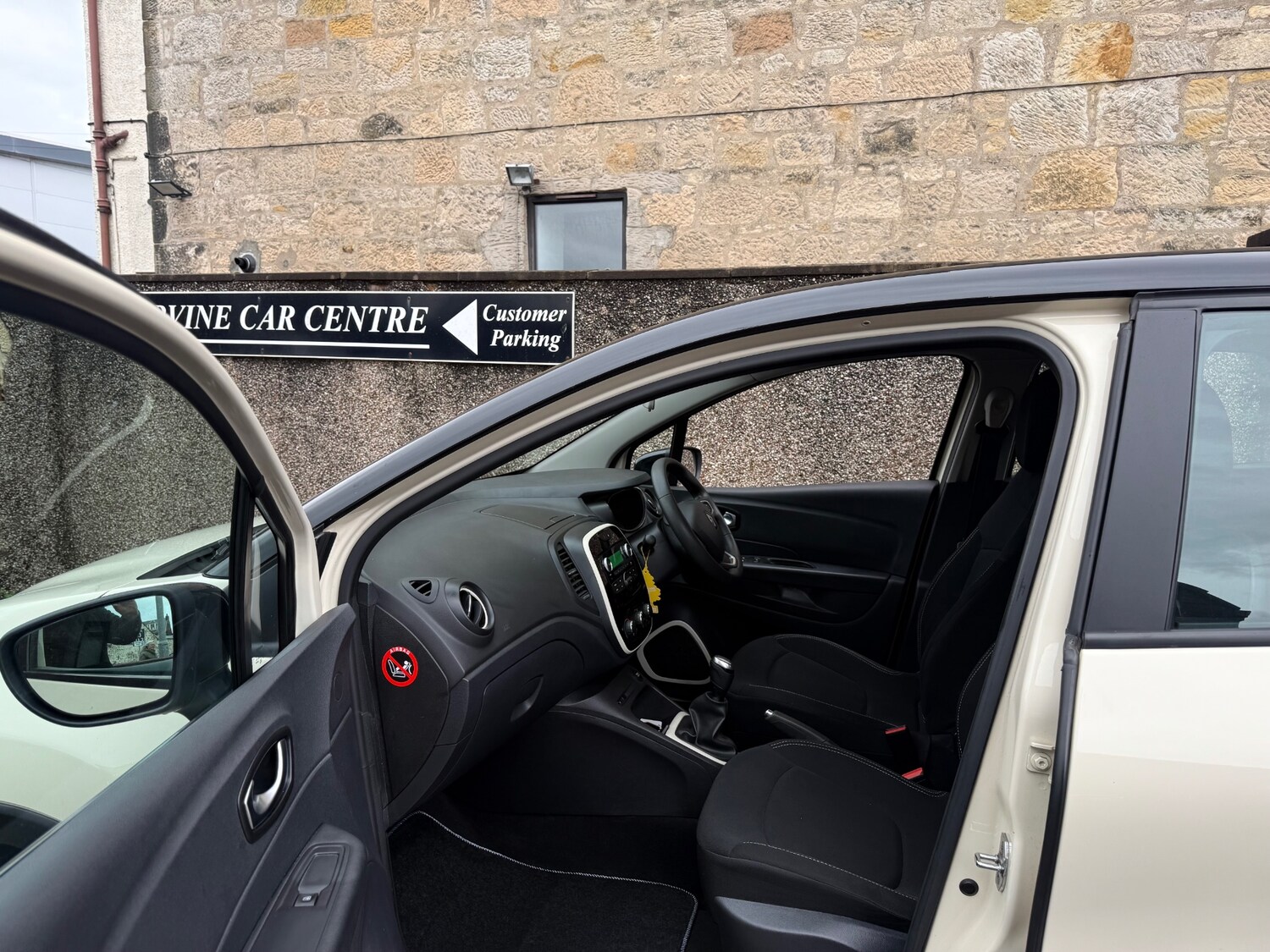 Used Renault Captur 2018 for sale - 76047672: Photo 11