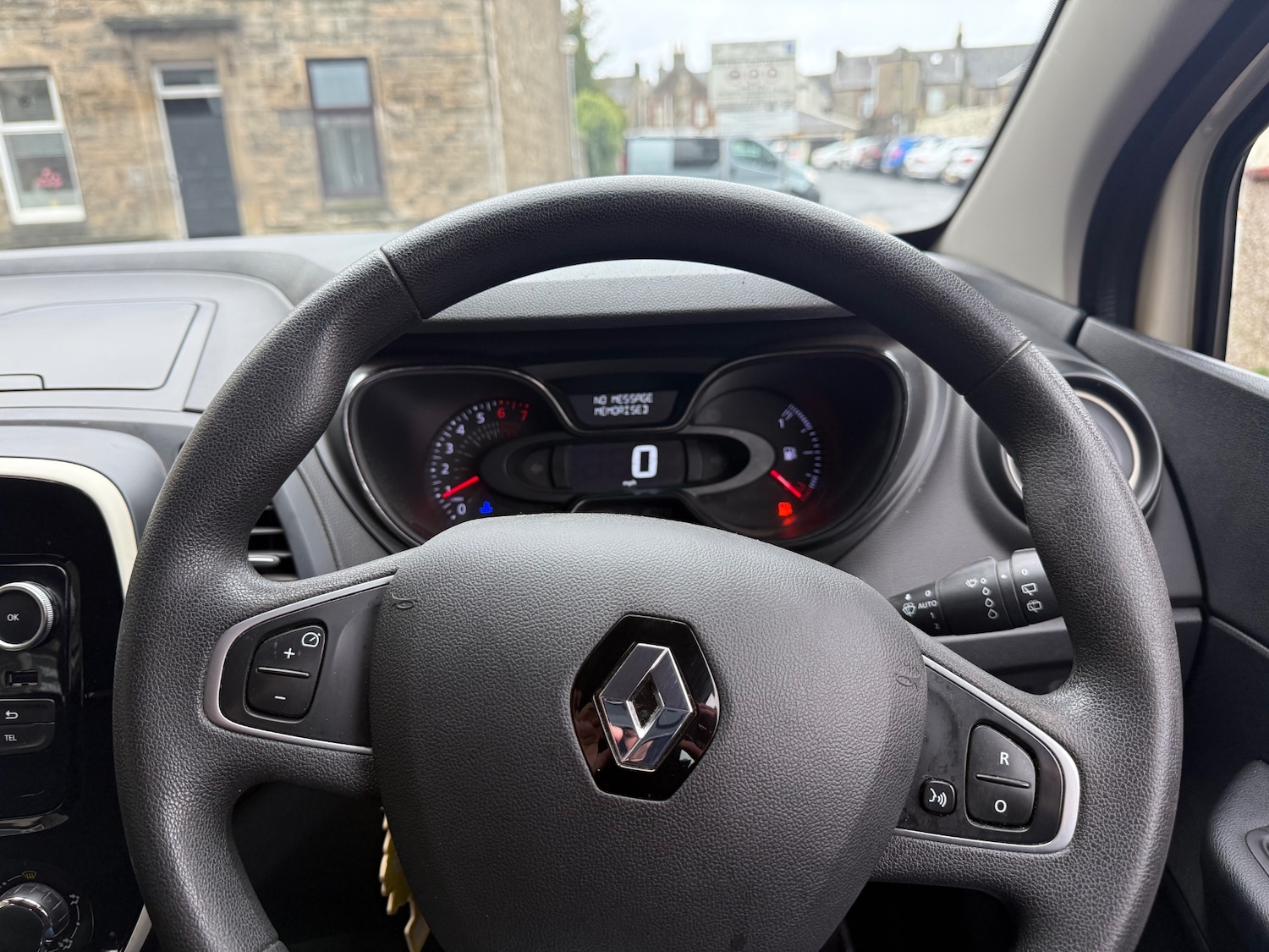 Used Renault Captur 2018 for sale - 76047672: Photo 15