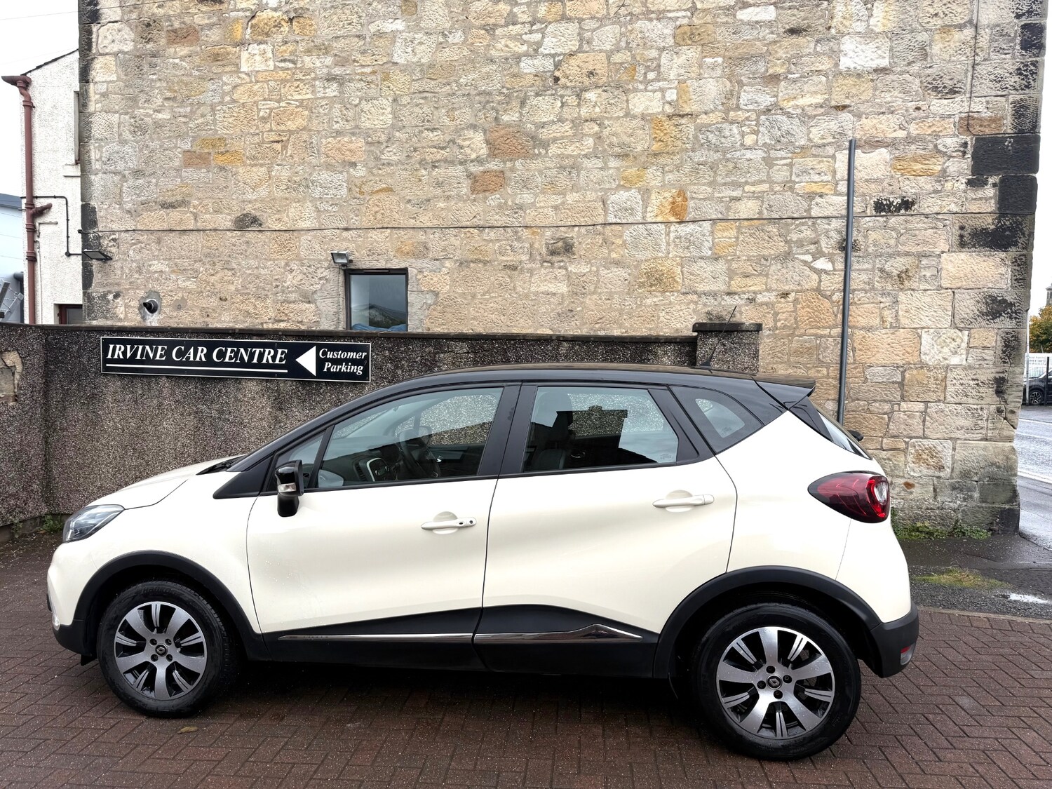 Used Renault Captur 2018 for sale - 76047672: Photo 4
